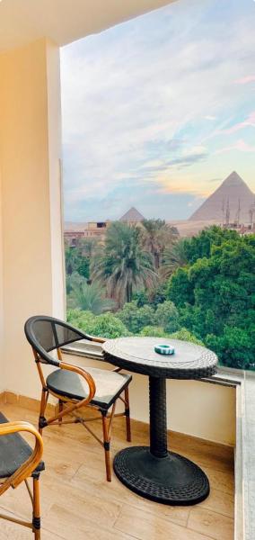 ultra pyramids view